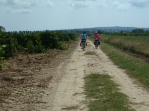 terres hostiles et arides et désertes ...